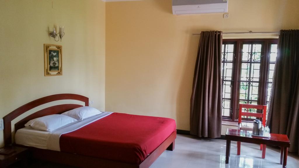 מנגלור River View Guest House - Kavitha Residency מראה חיצוני תמונה