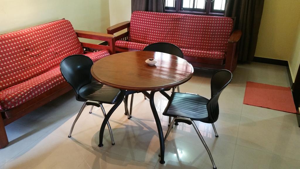 מנגלור River View Guest House - Kavitha Residency מראה חיצוני תמונה
