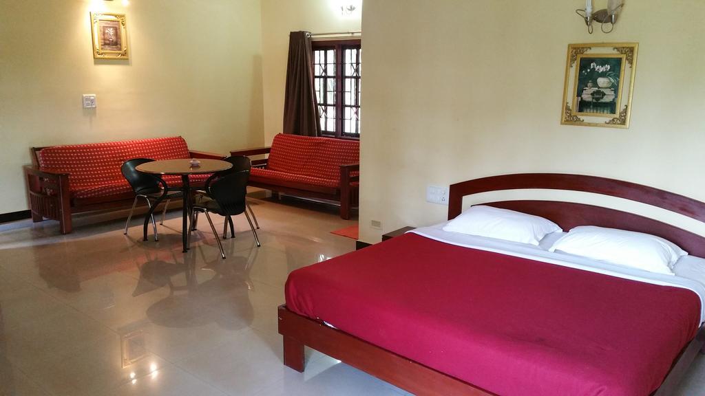 מנגלור River View Guest House - Kavitha Residency מראה חיצוני תמונה